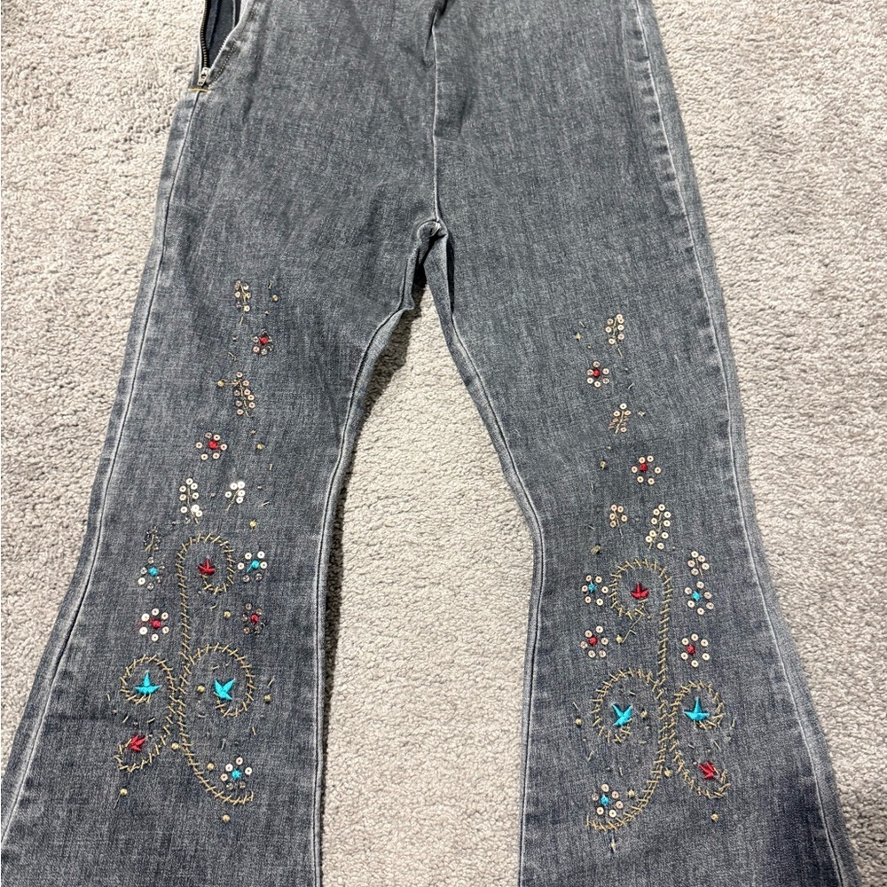 New POL embroidered flare jeans sz L 8-10 $68 rtl - Picture 3 of 4